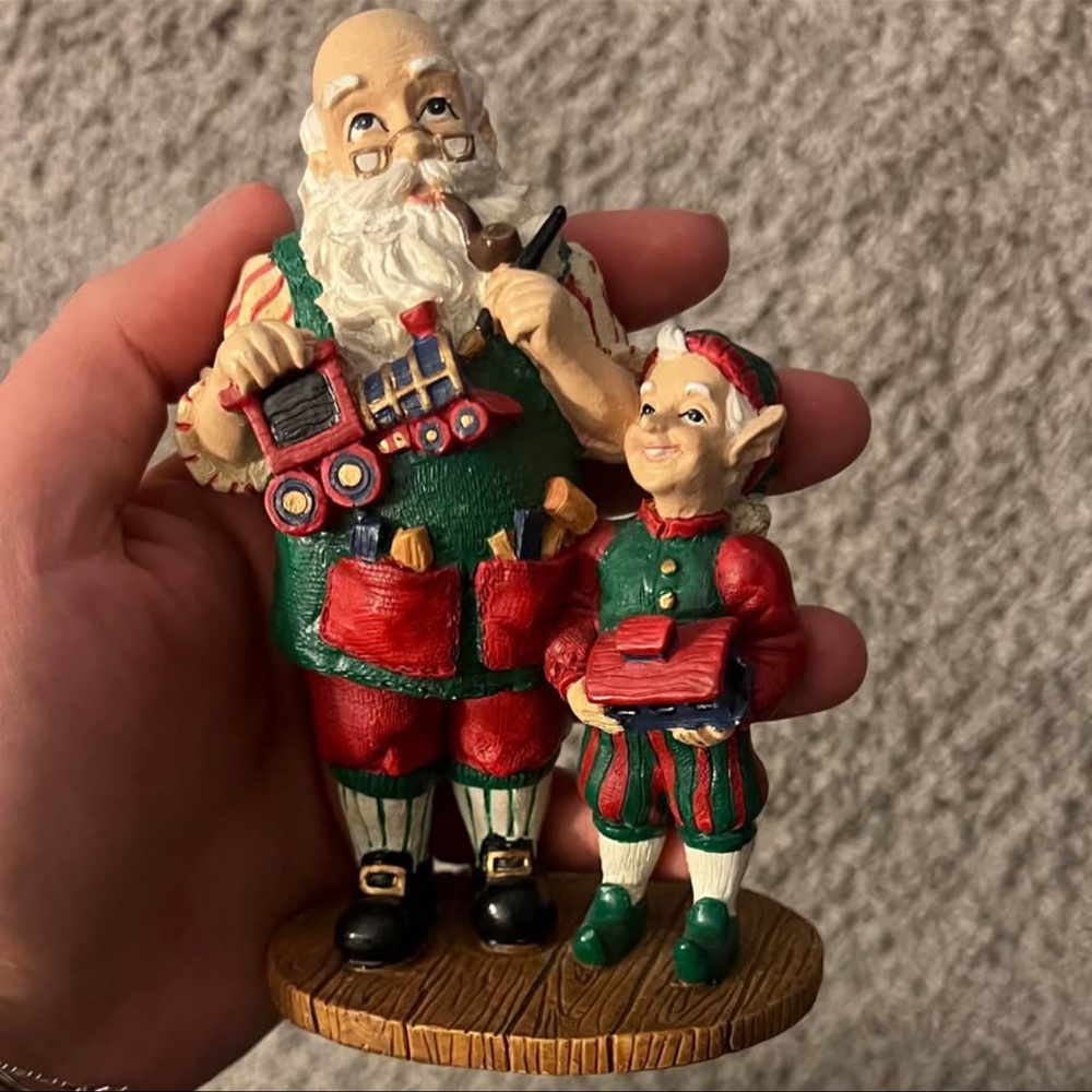 Santas From Around the World Figurine American Santa 1997 Santa Claus&Elf